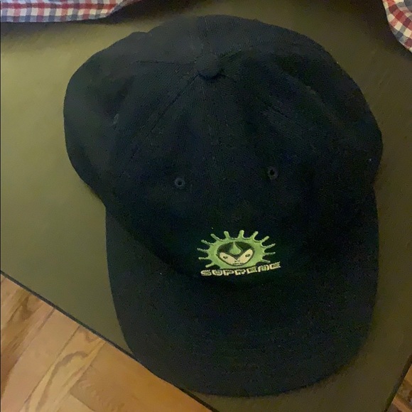supreme alien hat
